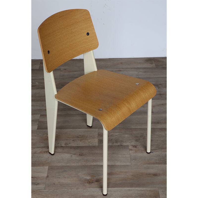 “Standard” chair by Jean Prouvé edition Vitra