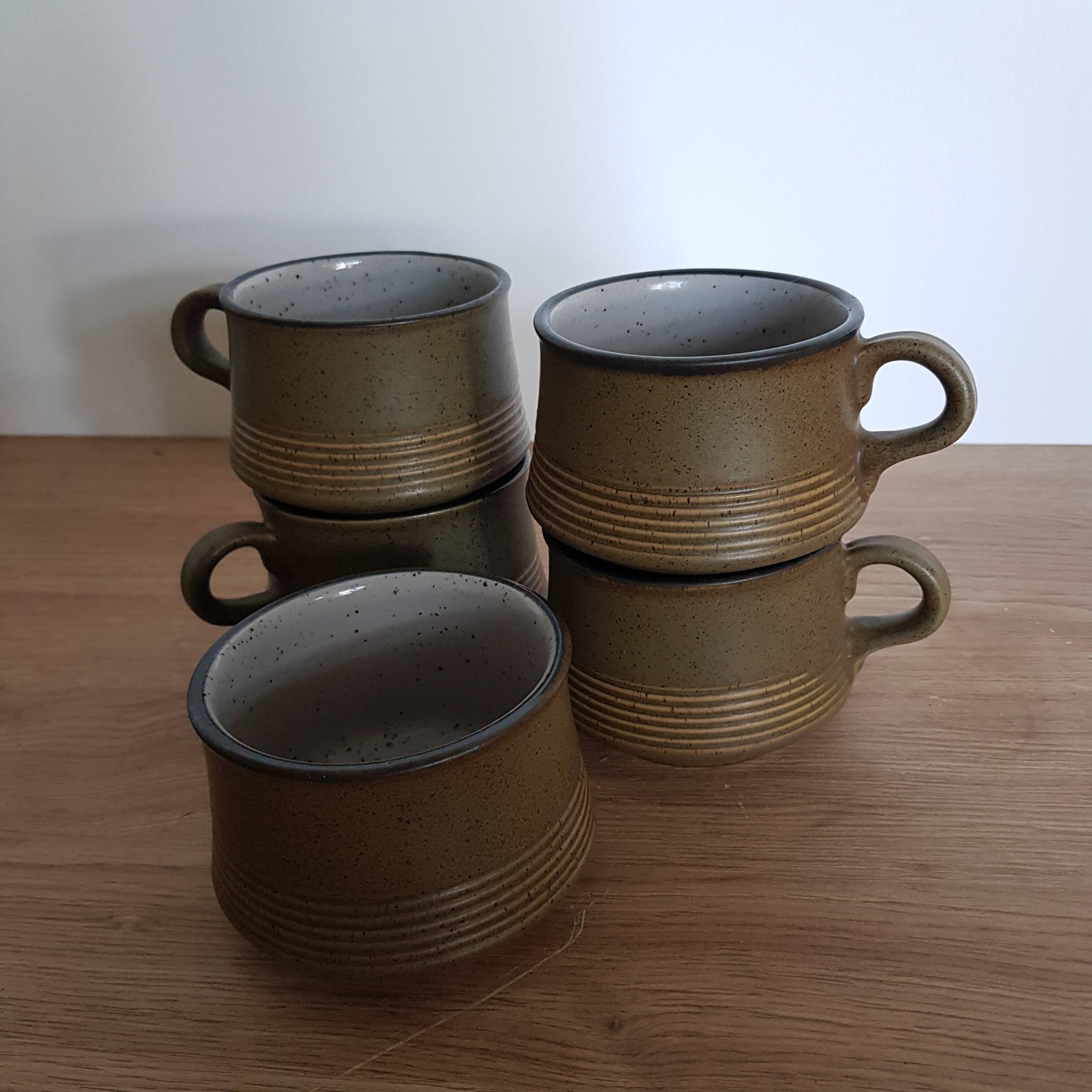 Set of 4 tea cups + sugar bowl Purbeck Pottery Studland