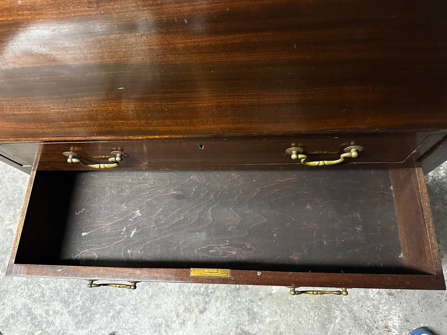 Writing desk in mahogany - Great Britain early 20th century
