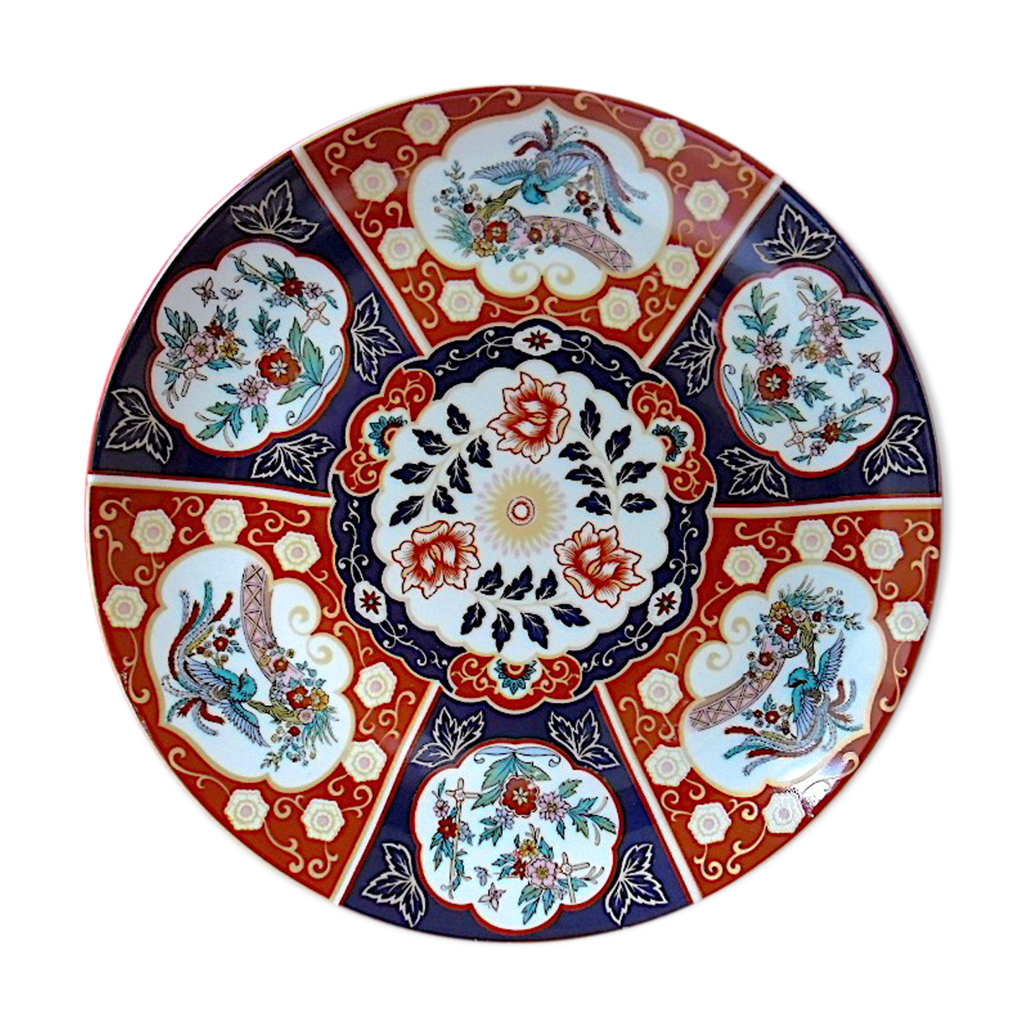 Circular dish in North African porcelain with sinicizing decoration