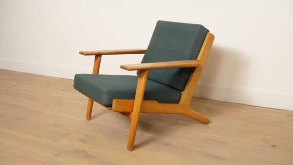 Fauteuil en chêne modèle GE290 par Hans Wegner