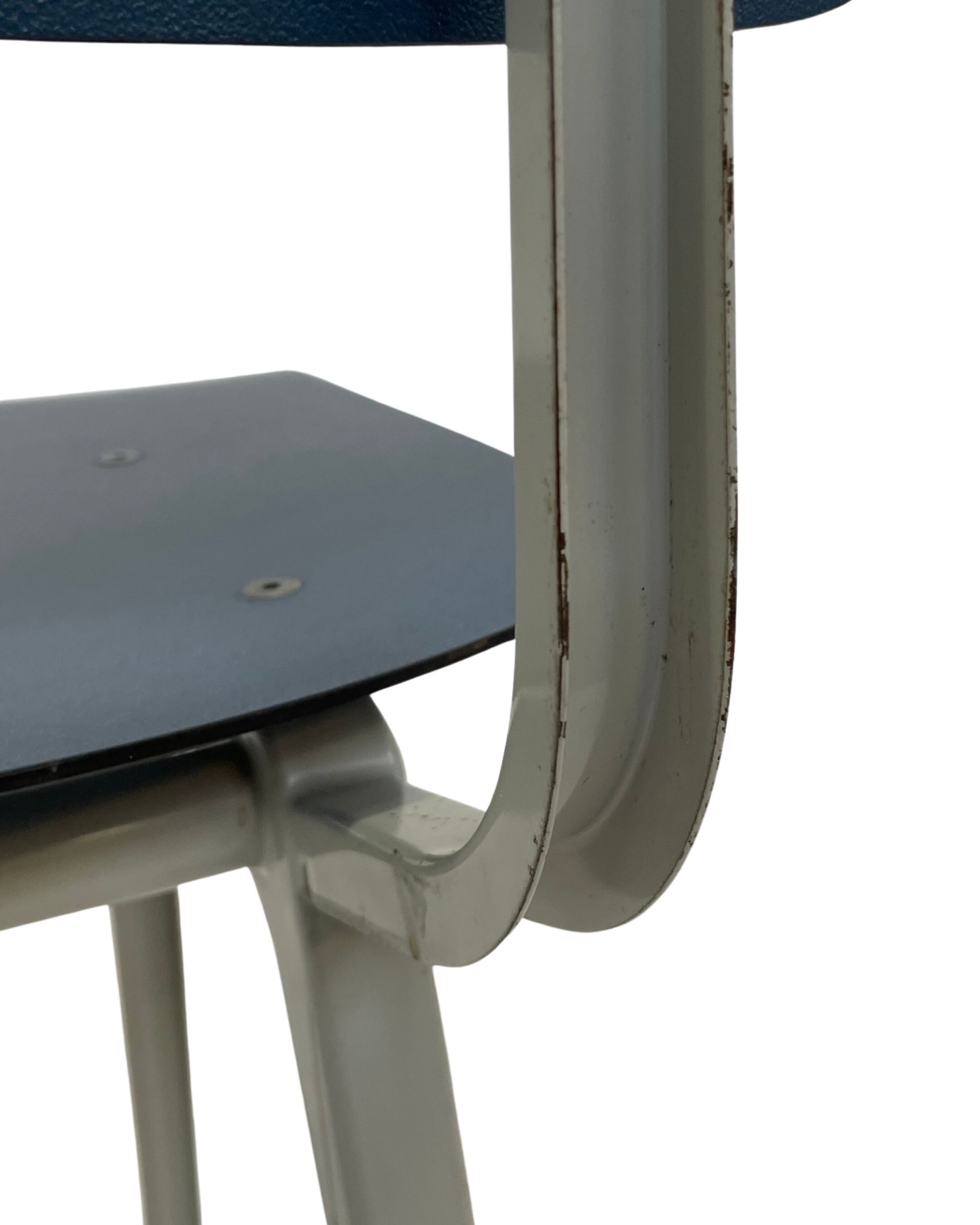 Vintage Friso Kramer Revolt chair for Ahrend de Cirkel 1960