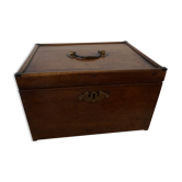 Pretty box in blond Walnut
