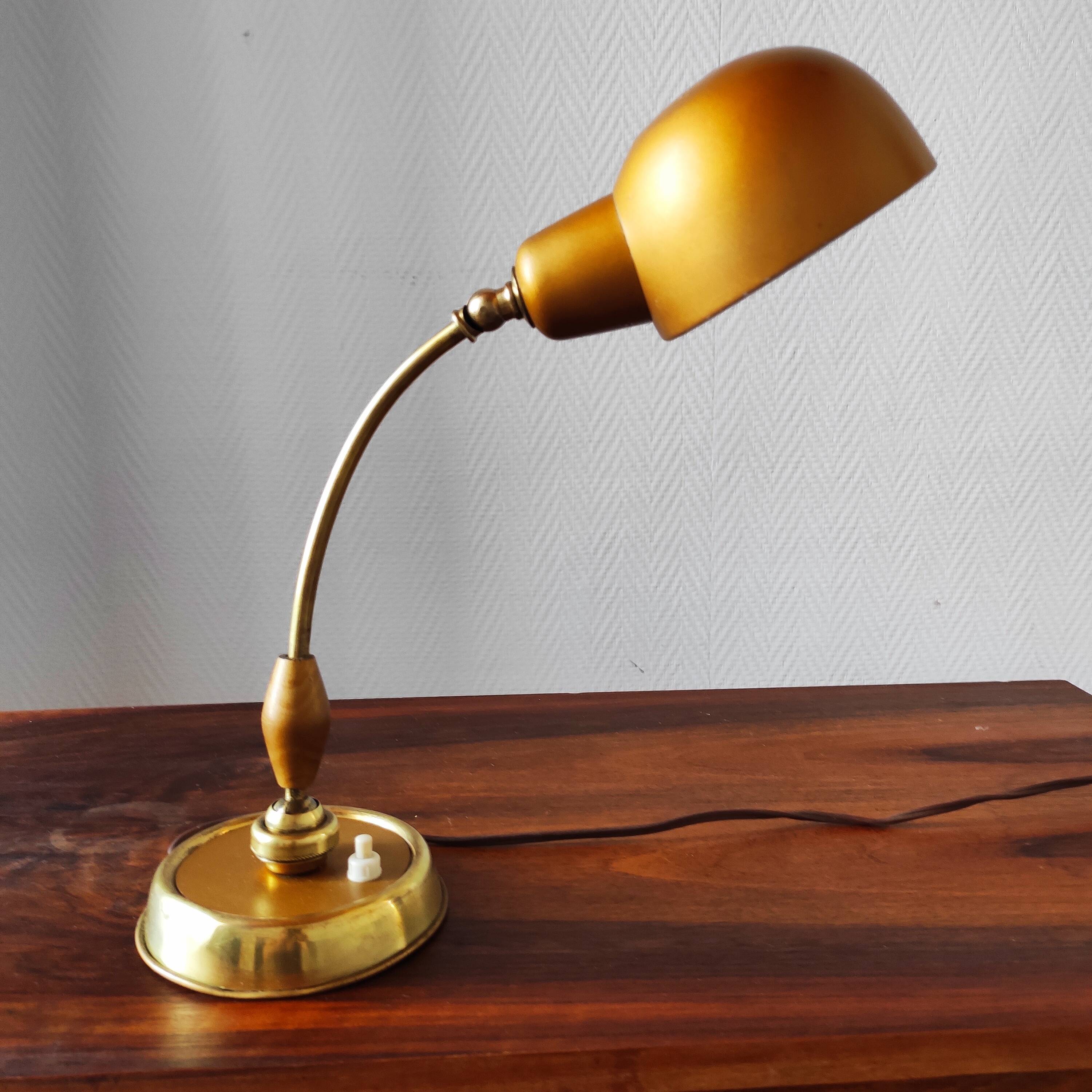 Antique Bauhaus style articulated desk lamp