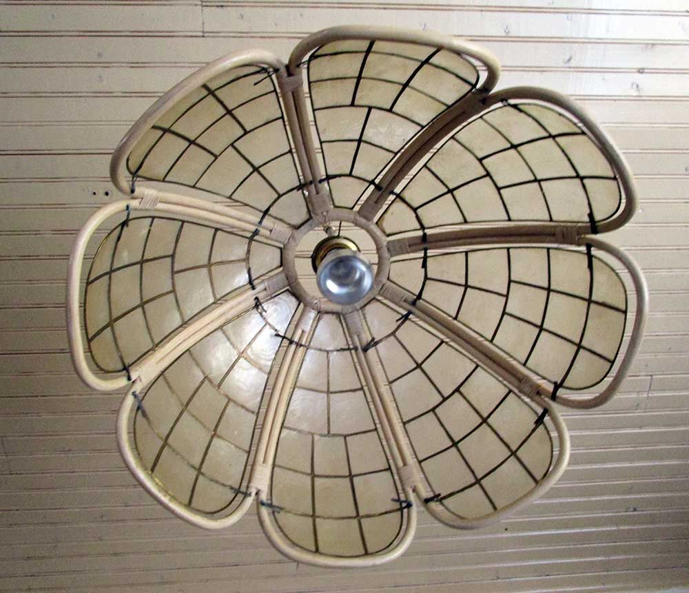 Hanging lamp mother-of-pearl, rattan and brass