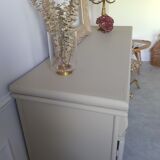 Old buffet