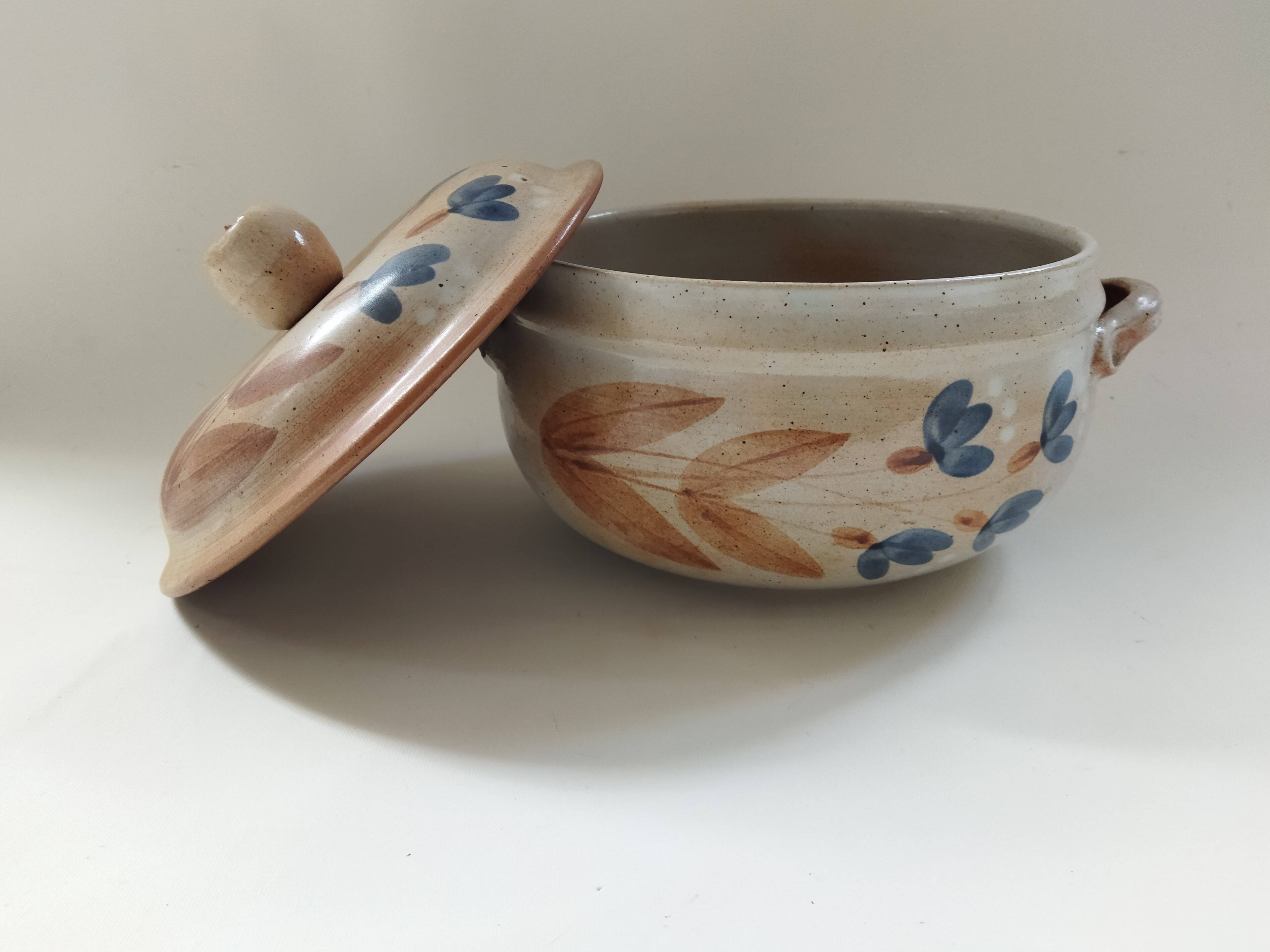 Marais stoneware vegetable bowl