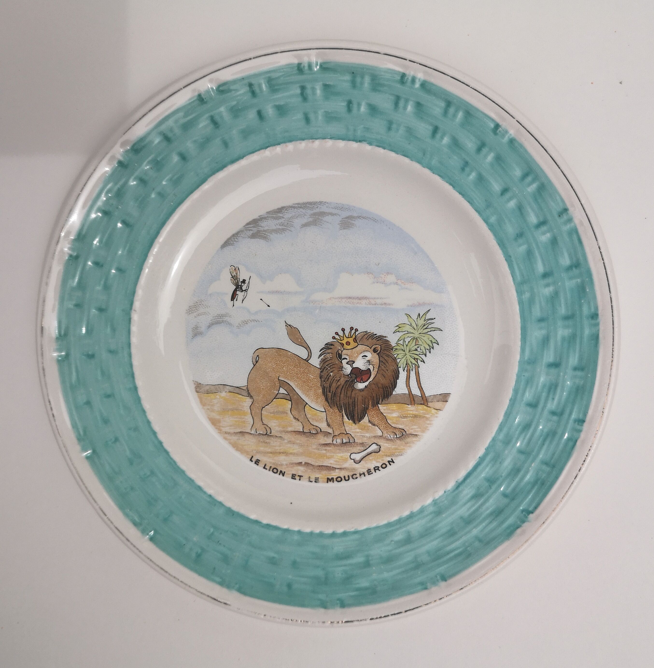 Dessert plates, old, talking theme Fables of the Fountain
