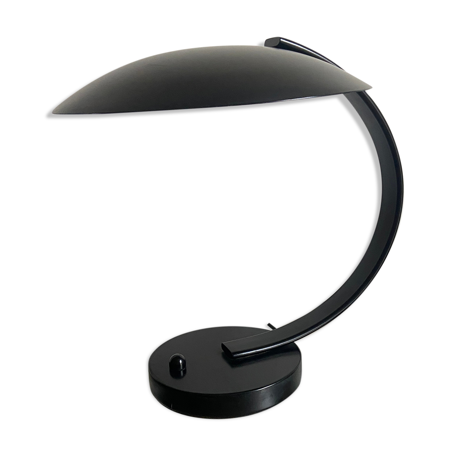 Lampe de bureau soucoupe noire par disderot pour soka made in france