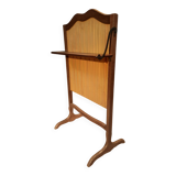 1900 screen