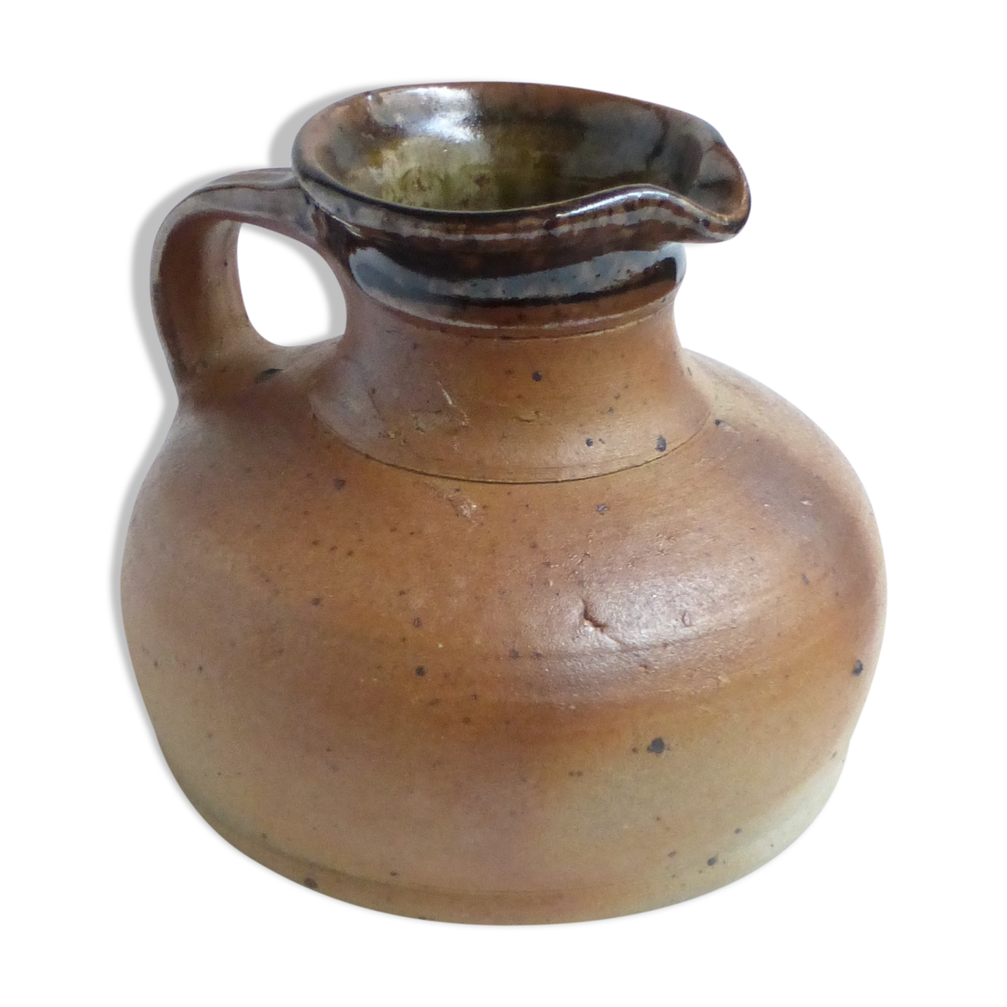 Sandstone pitcher Digan La Borne