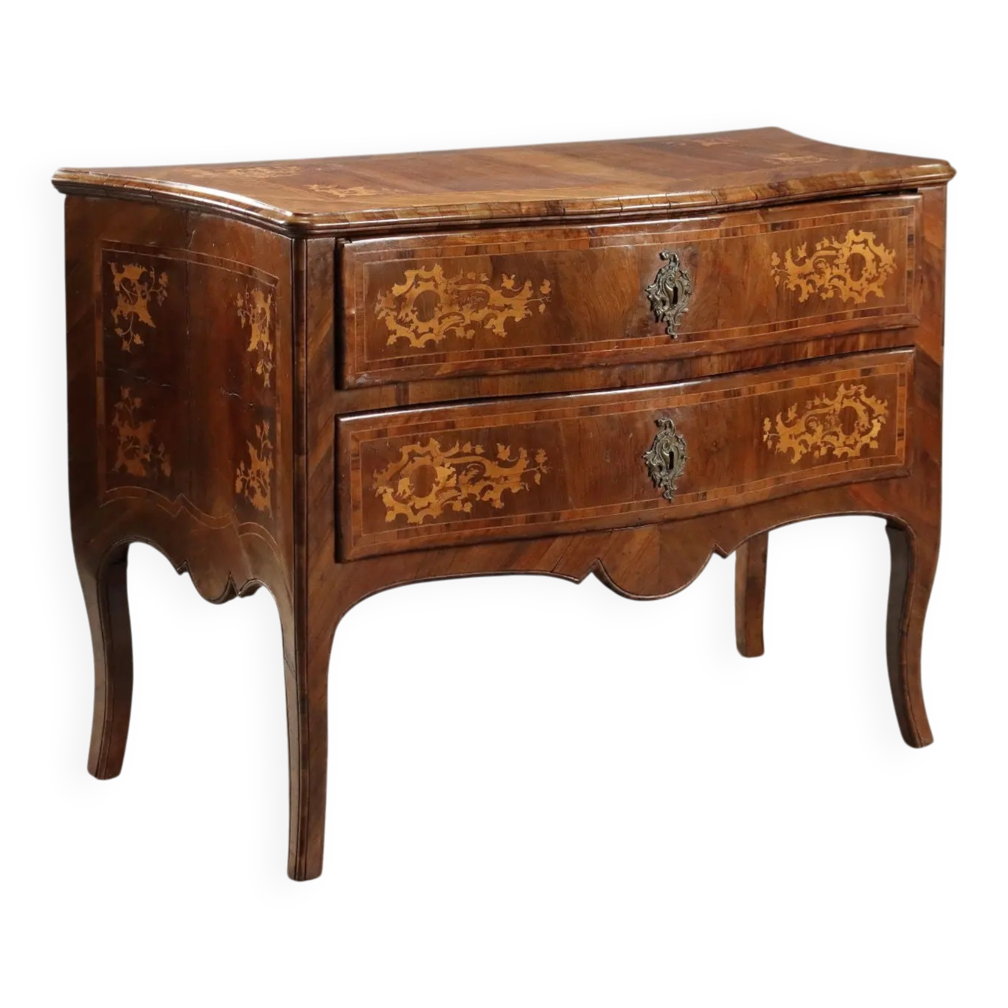 Antique baroque walnut commode, Italy, 18th century