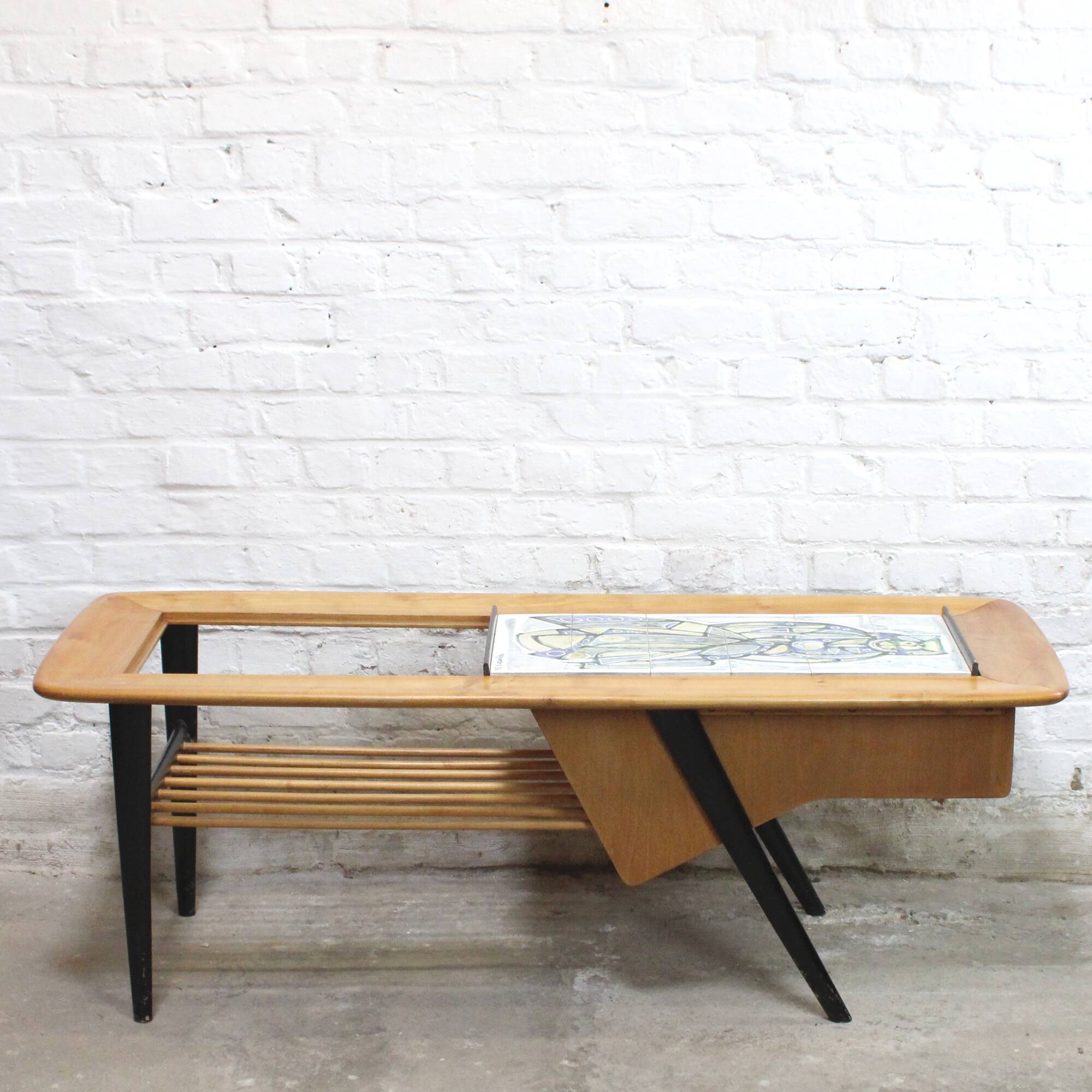 Table de salon - bar modèle 210 par Alfred Hendrickx pour Belform 1956