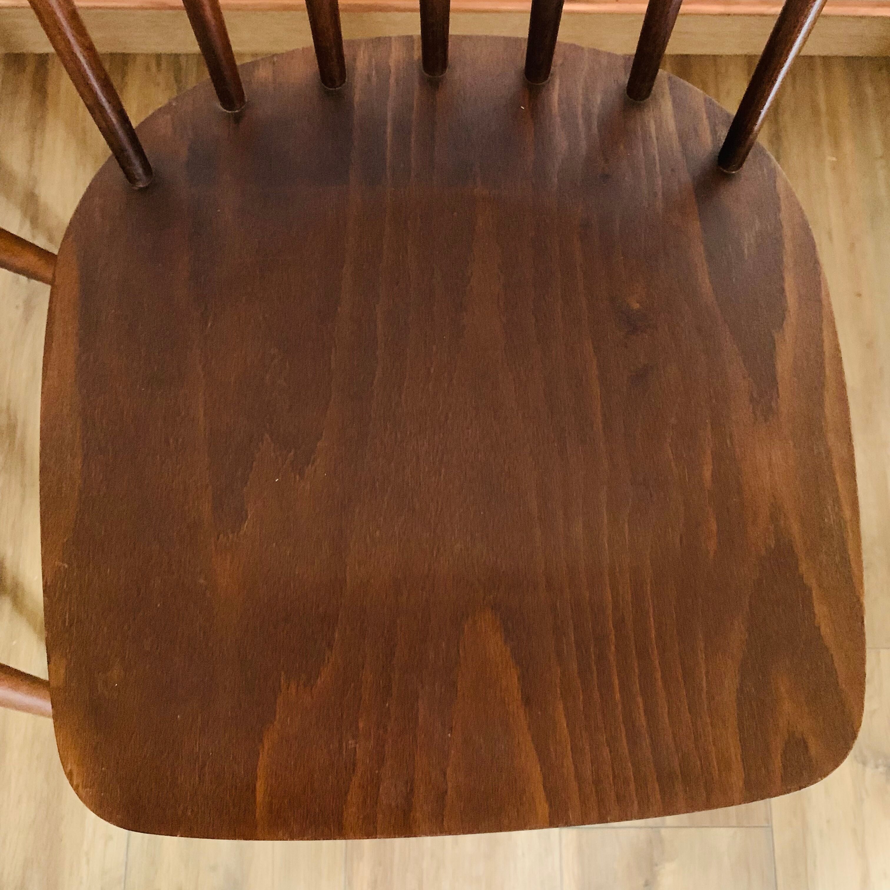 Pair of Möbel chairs