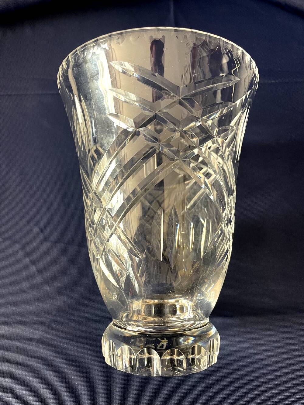 Crystal vase cut daum nancy france flared shape