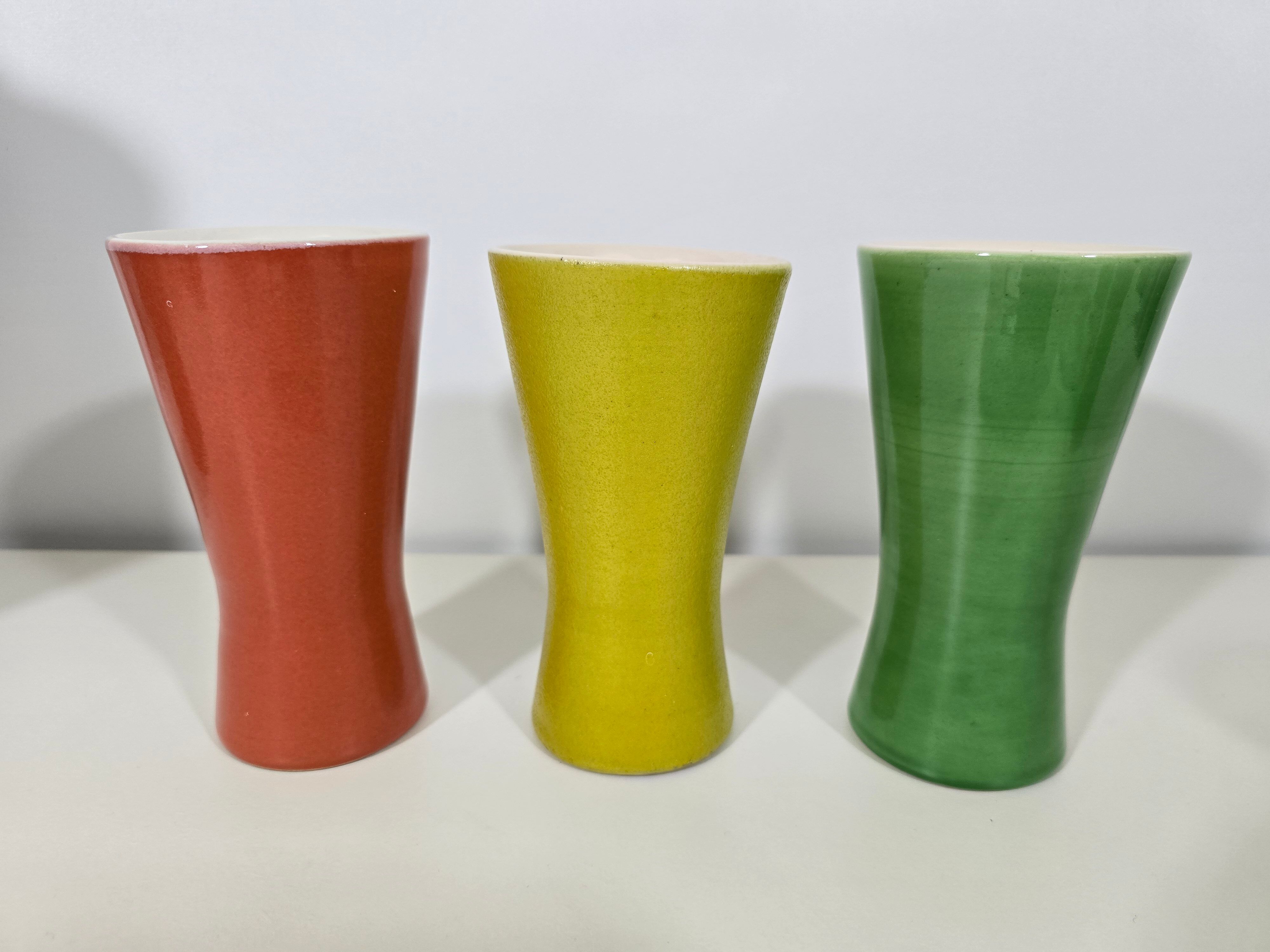 Pitcher and 6 cups model 860 by Pol Chambost in ceramic from around 1950.