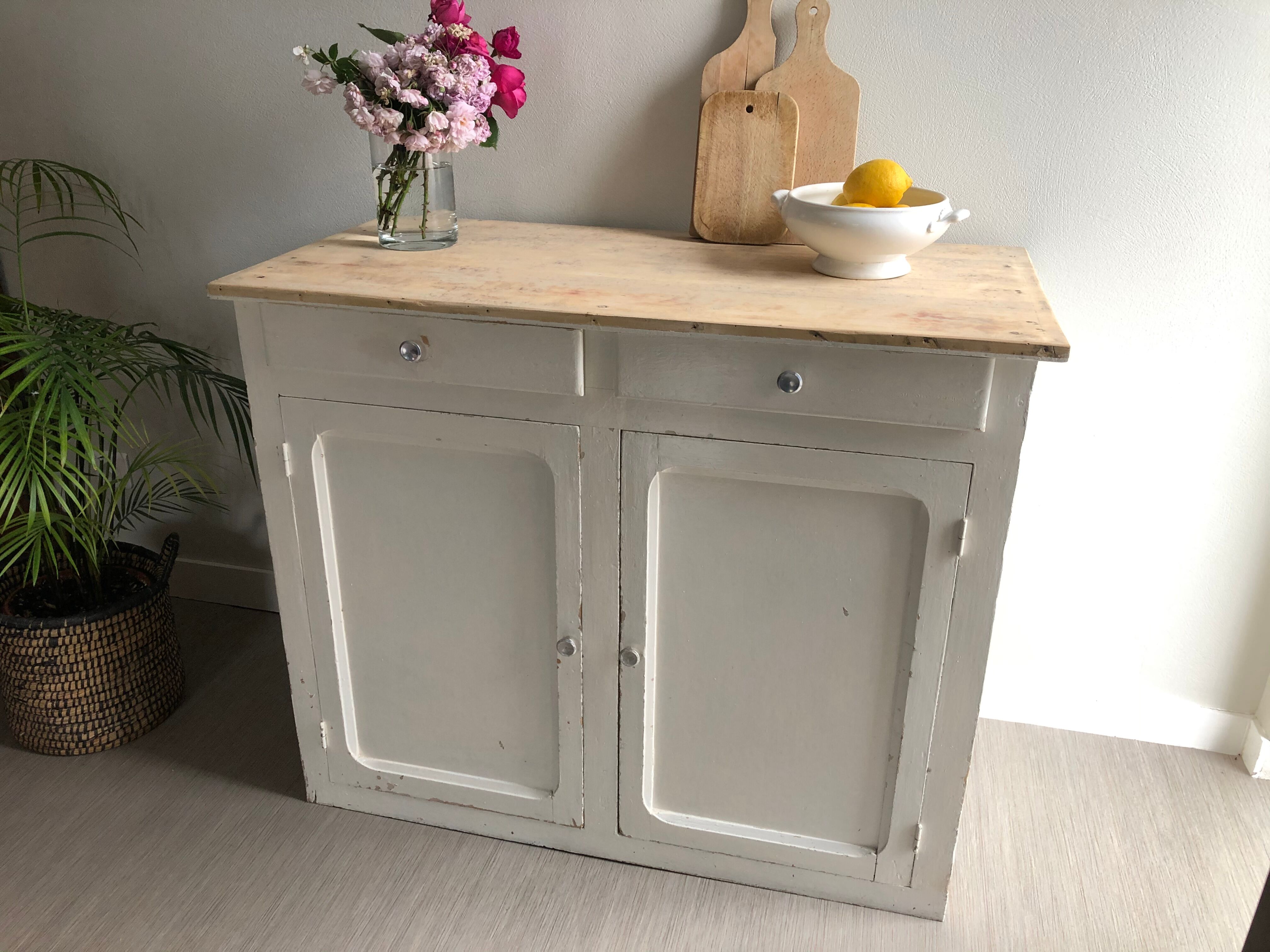 Parisian buffet patinated