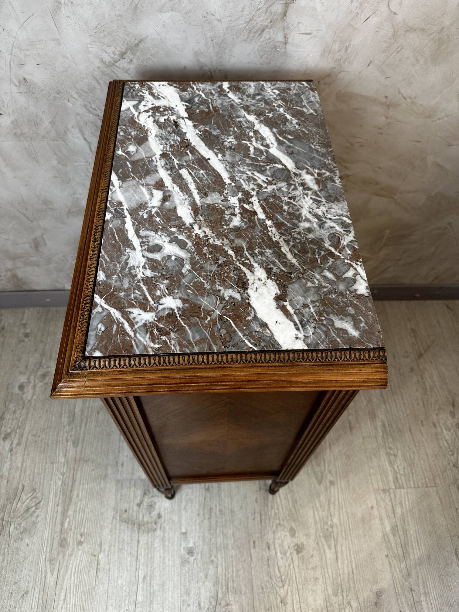 Chiffonnier en noyer