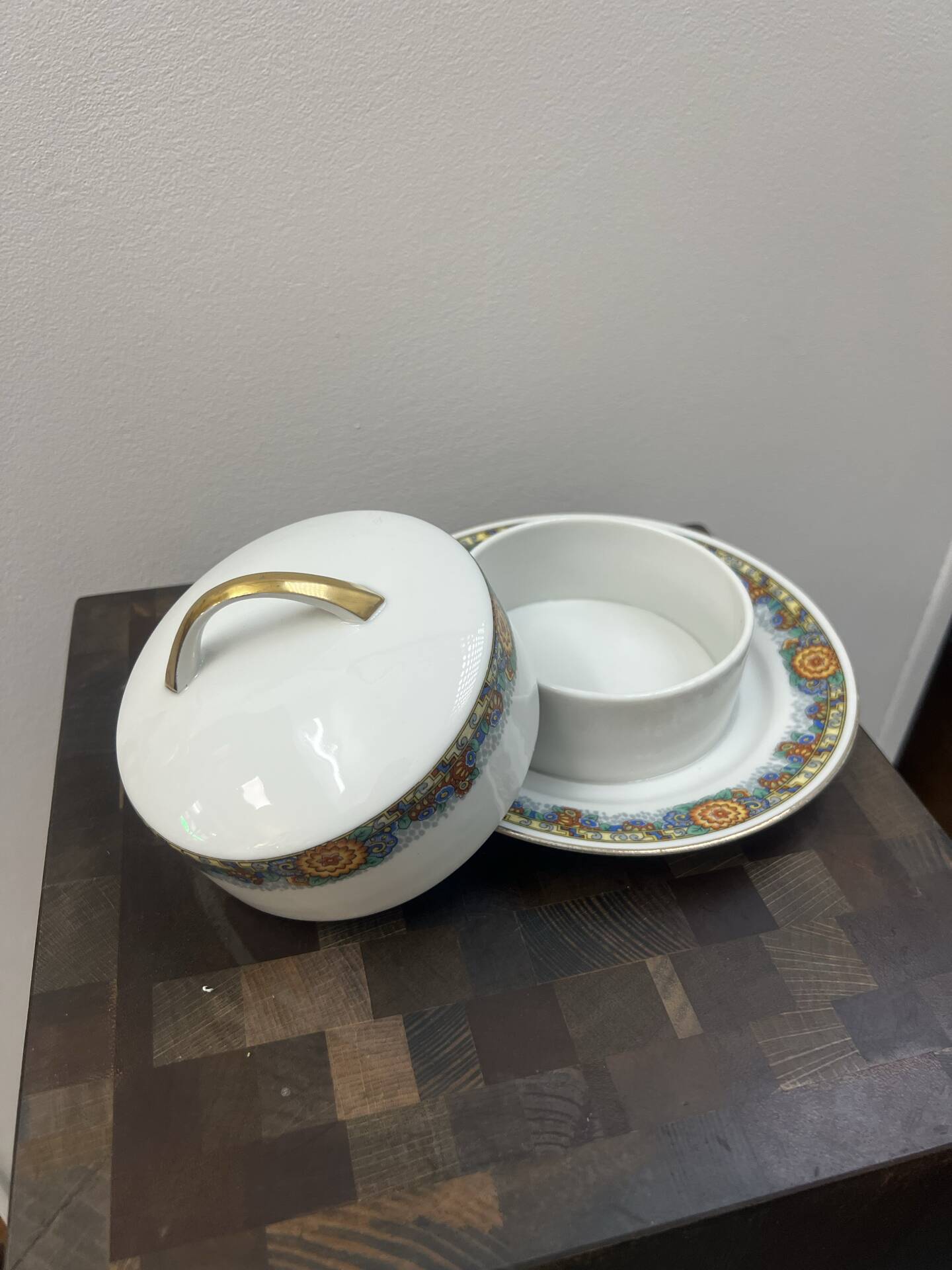 Beurrier / légumier porcelaine de Limoges 1960