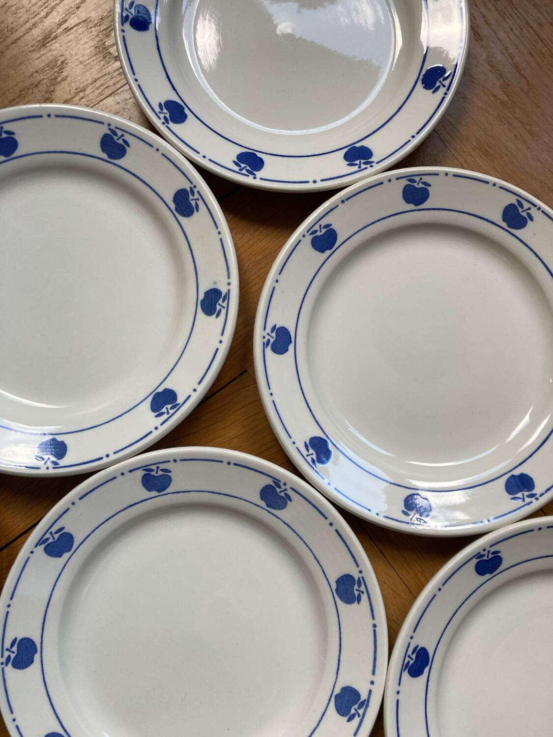 Blue apple dessert plates