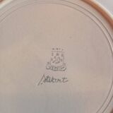 Large round plate in pornic earthenware "stuart" model