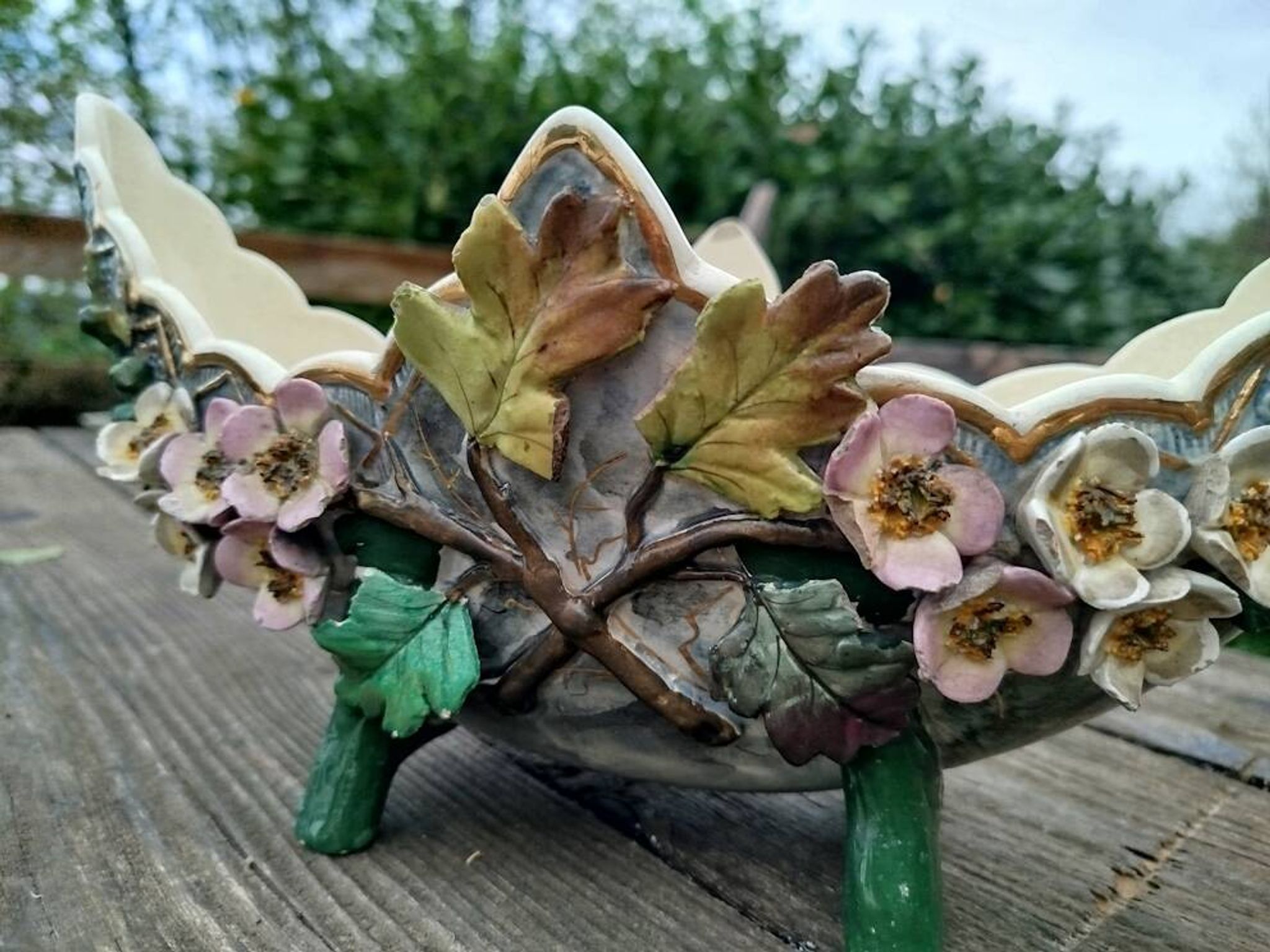 Jardinière in barbotine Art Nouveau