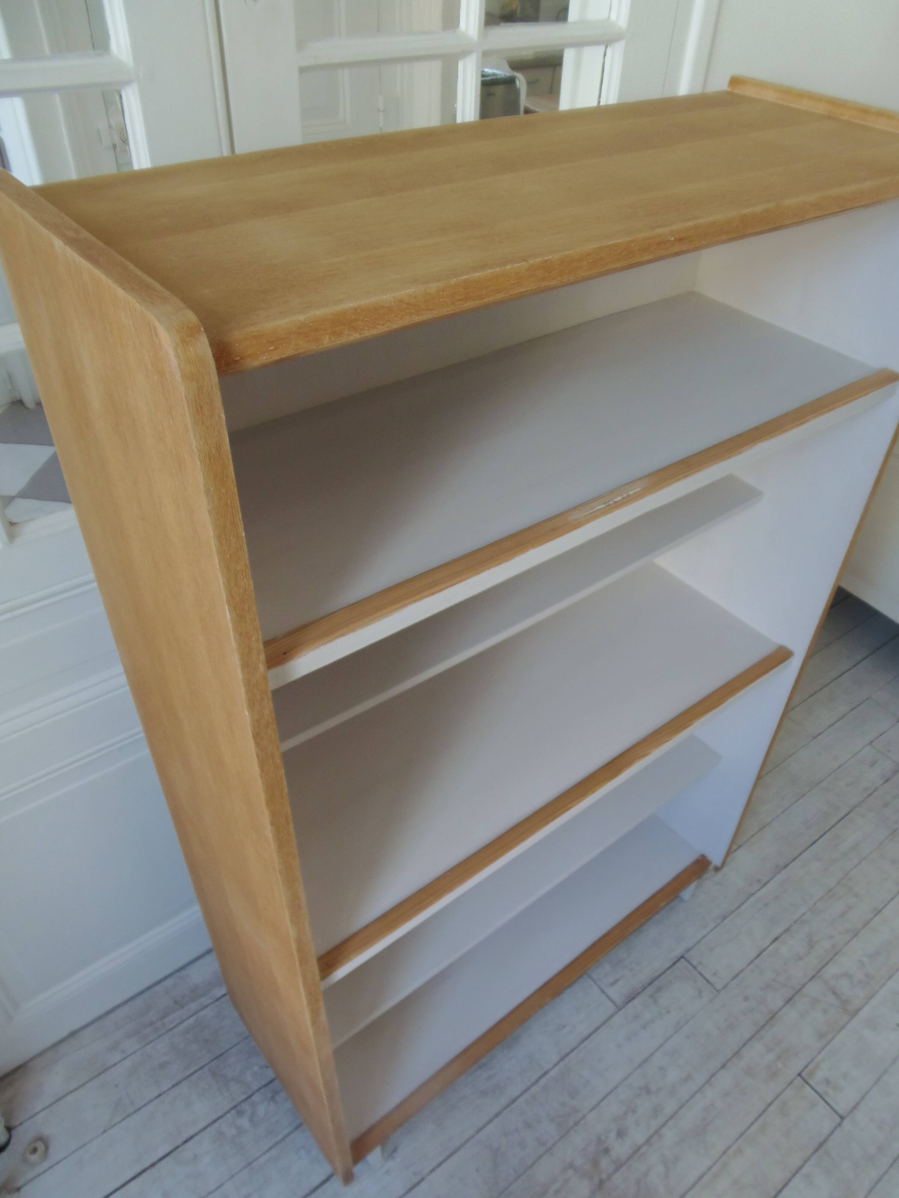 Vintage bookshelf in oak veneer, pearl grey interior, metal legs.