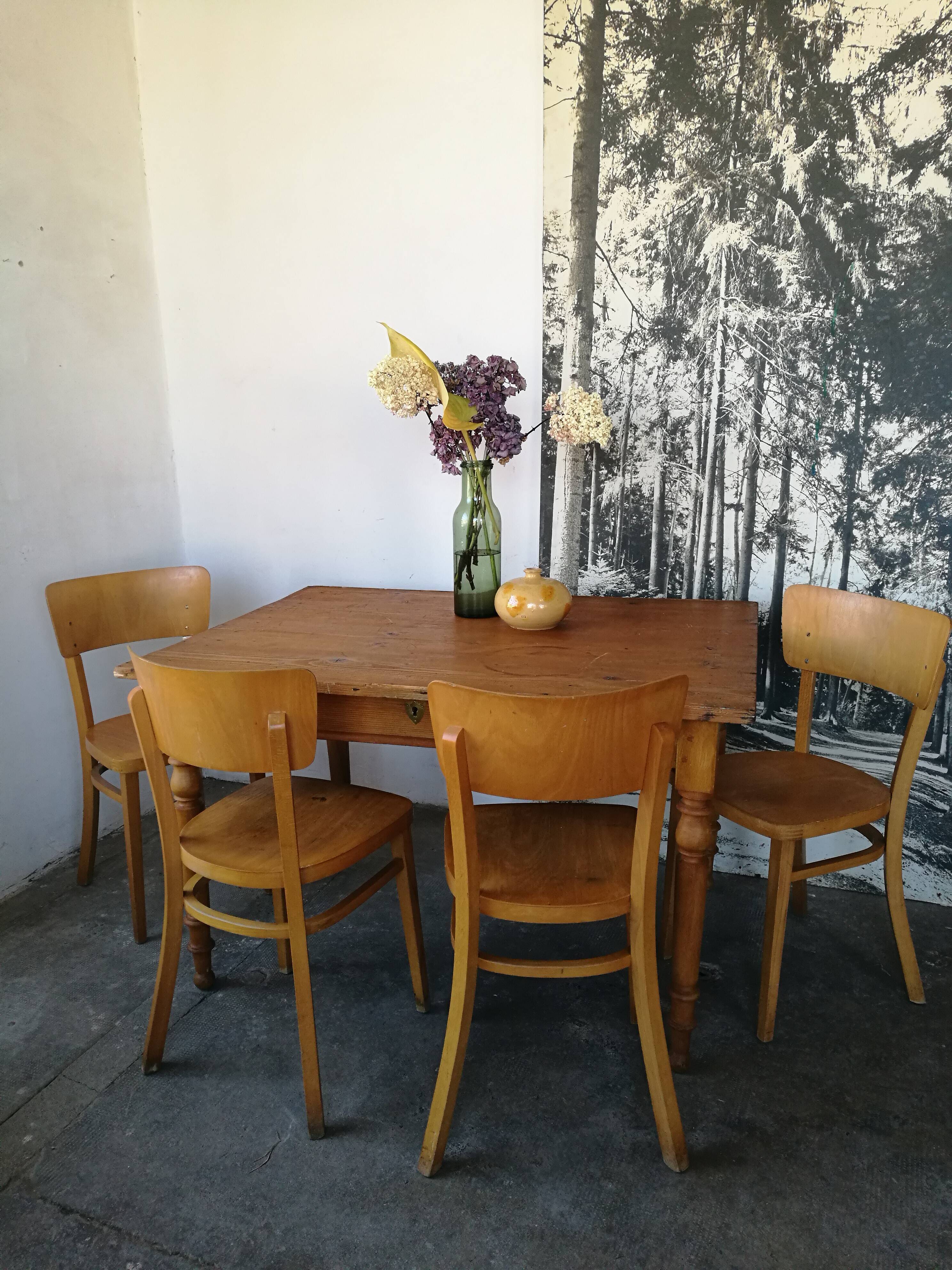 Set of 4 Thonet bistro chairs