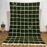 Handmade pure wool rug, size 140 x 260 cm.