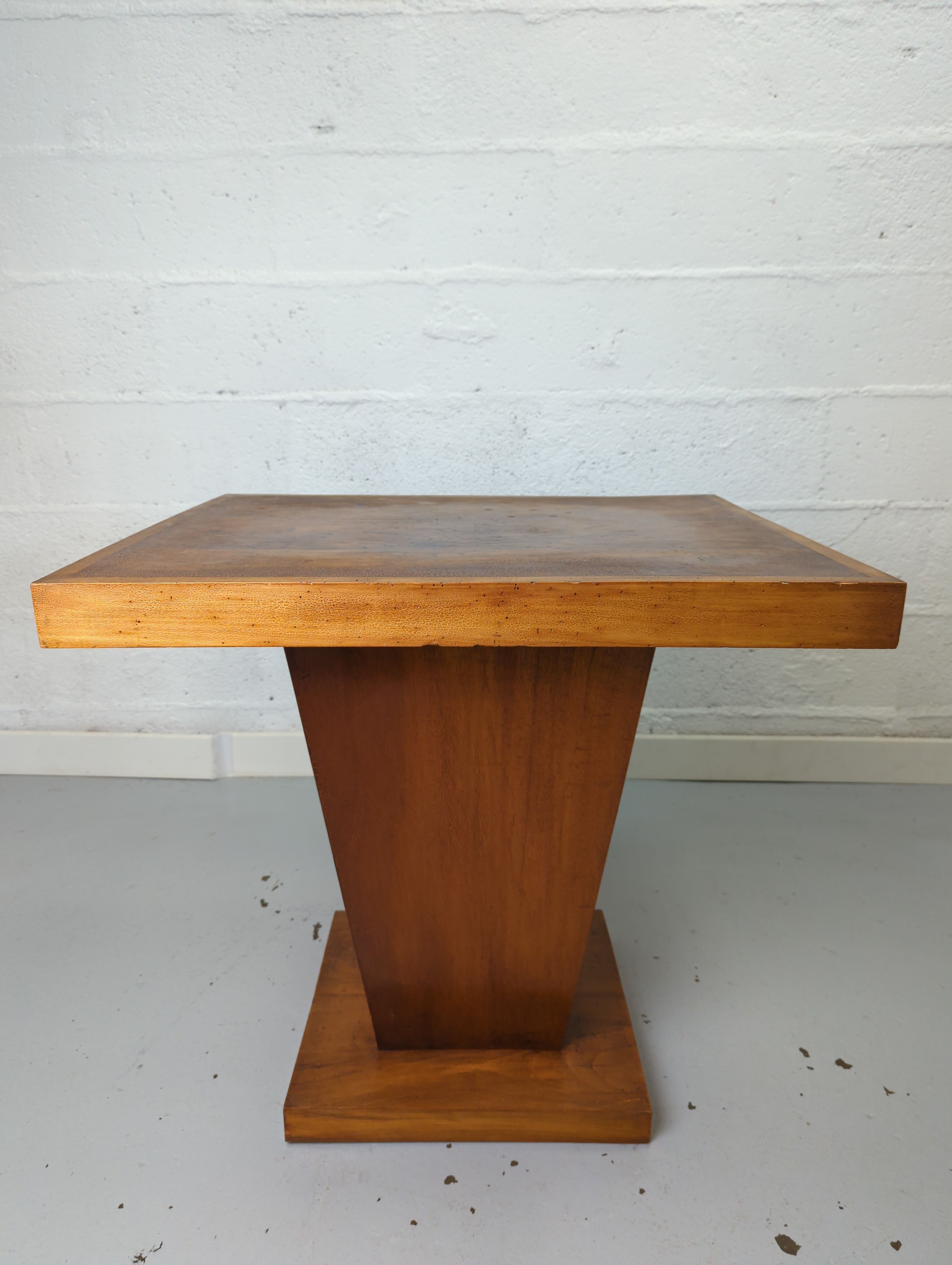 Square pedestal table art deco year 30