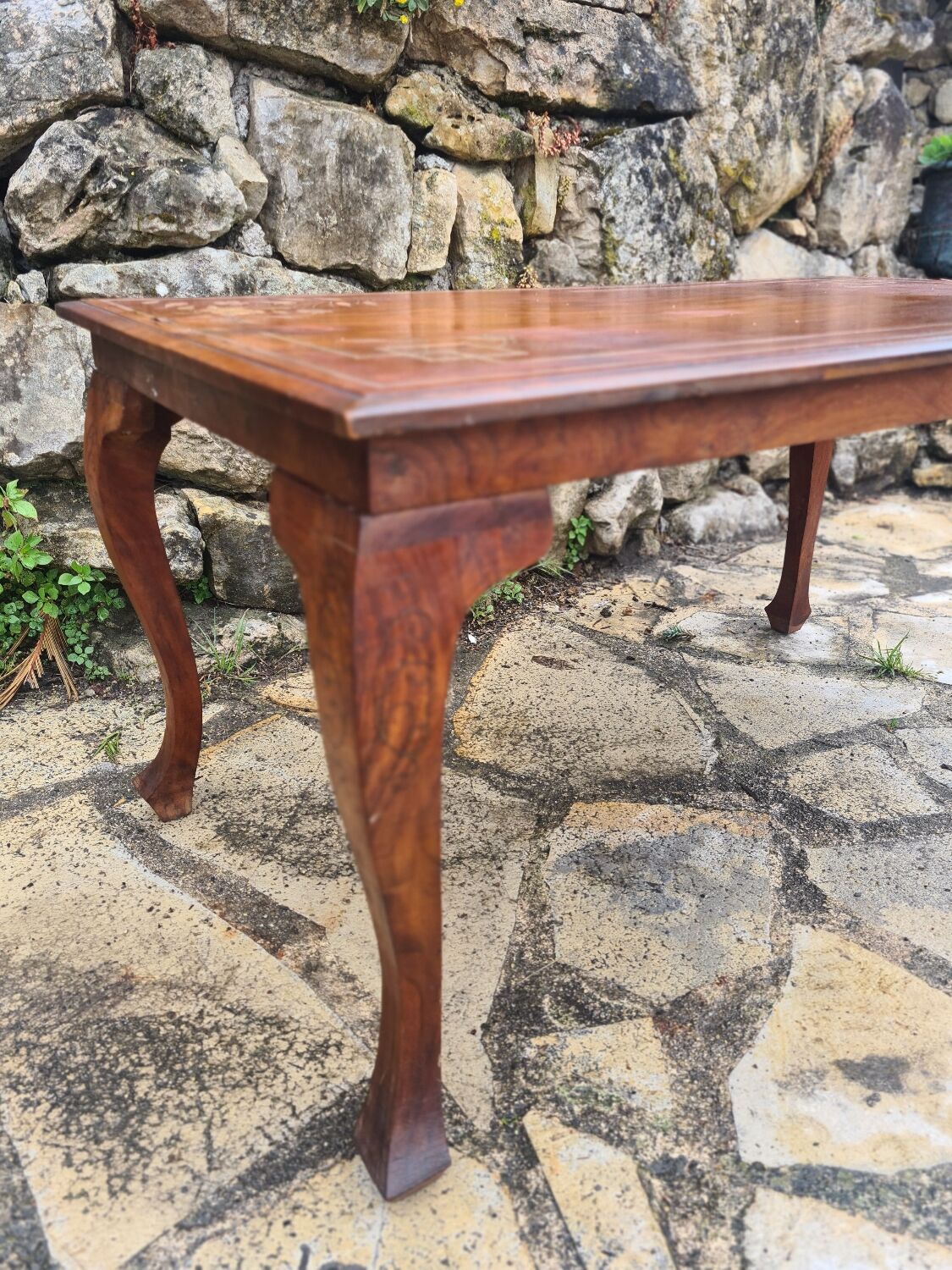 Coffee table in brass marquetry