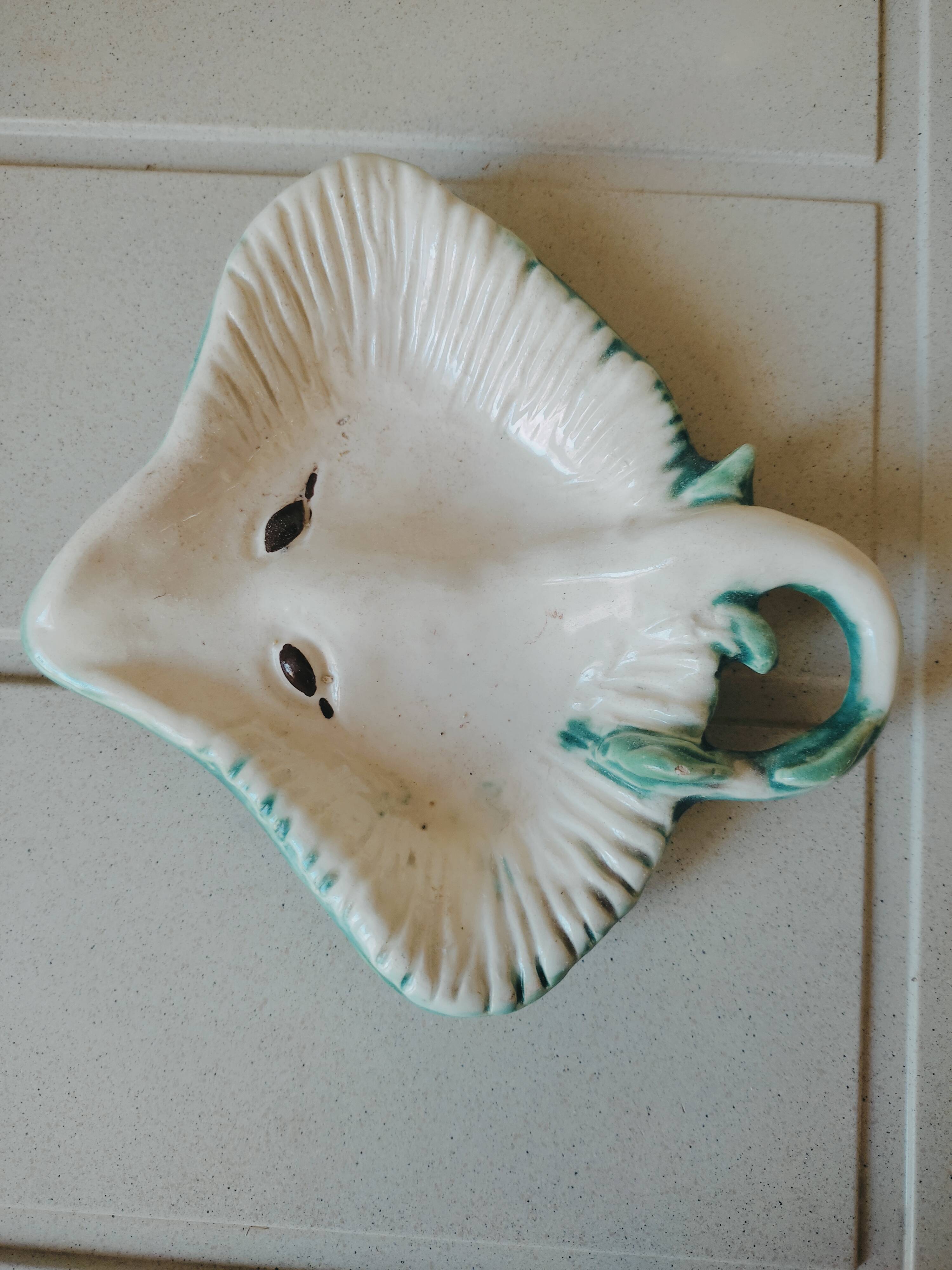 Small cup shaped ceramic line