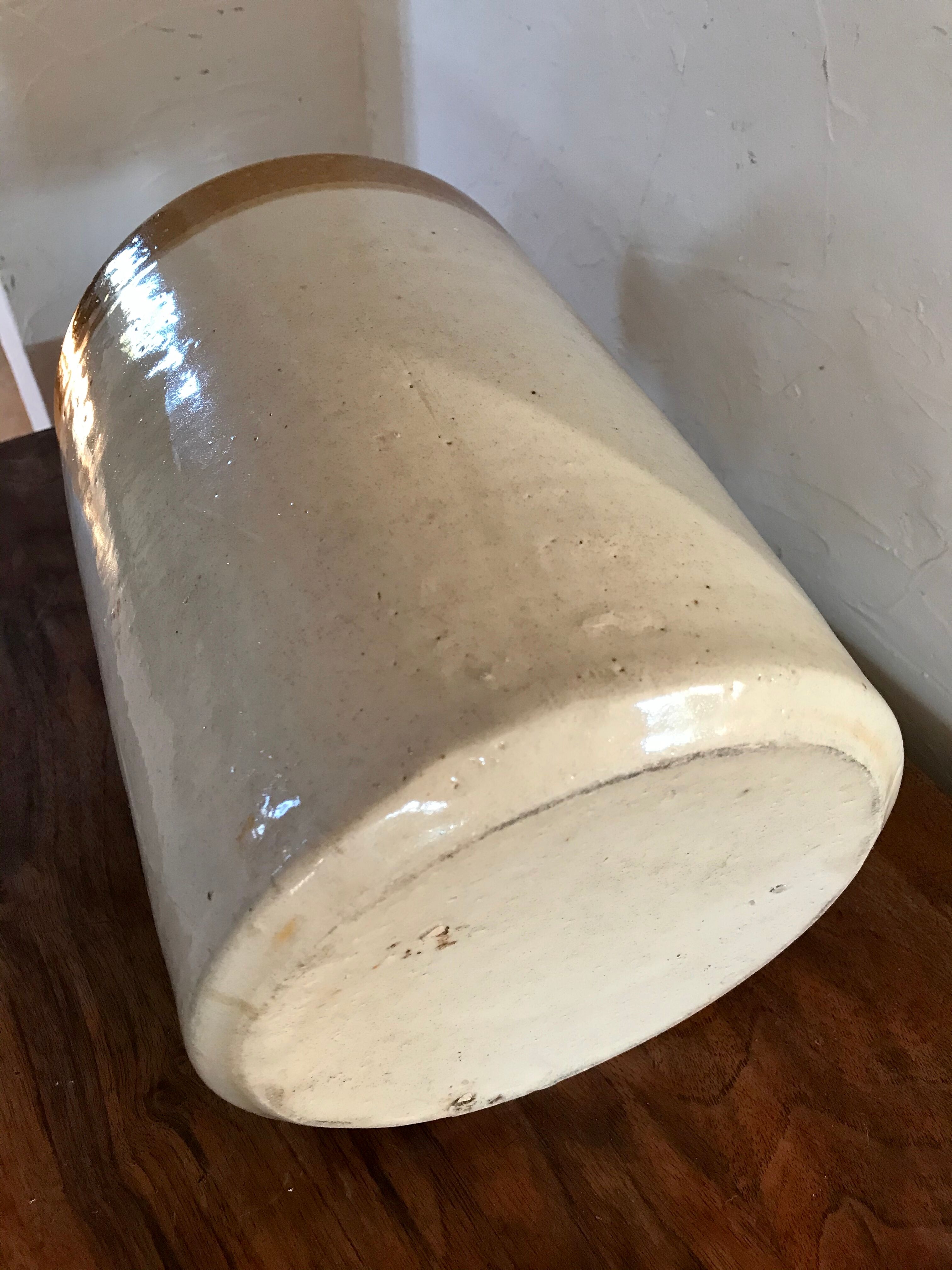 40s varnished sandstone canister