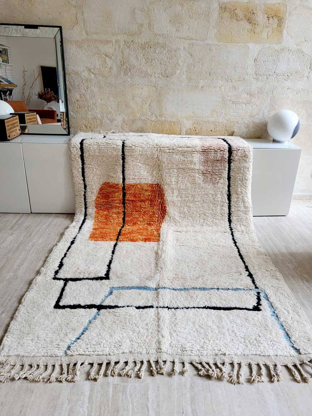 Béni Ouarain rug, geometric terracotta, pink and blue pattern