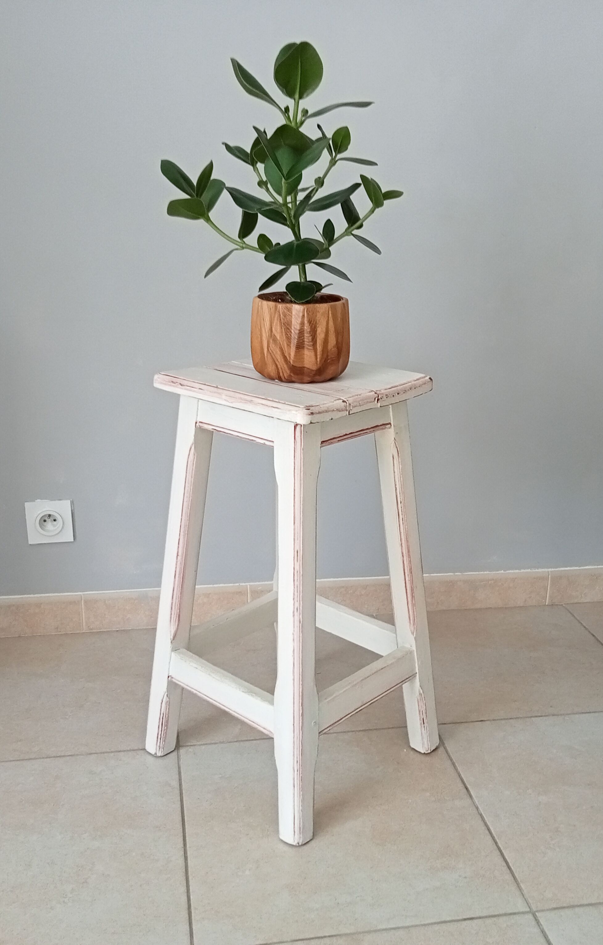 Vintage shabby stool 70s