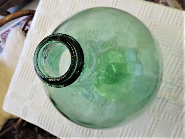 Dame-Jeanne ou bonbonne en verre ancienne