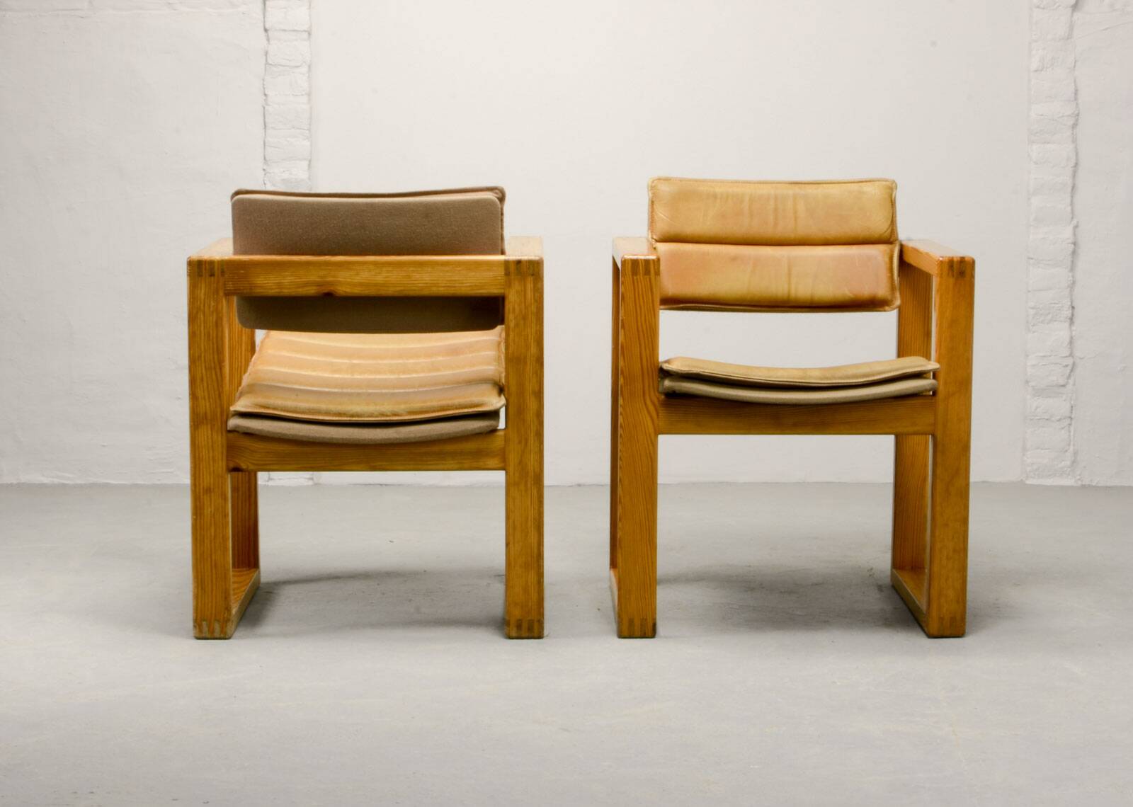 Set of Camel Leather Cubic Pinewood Side Chairs by Ate van Apeldoorn 1970s