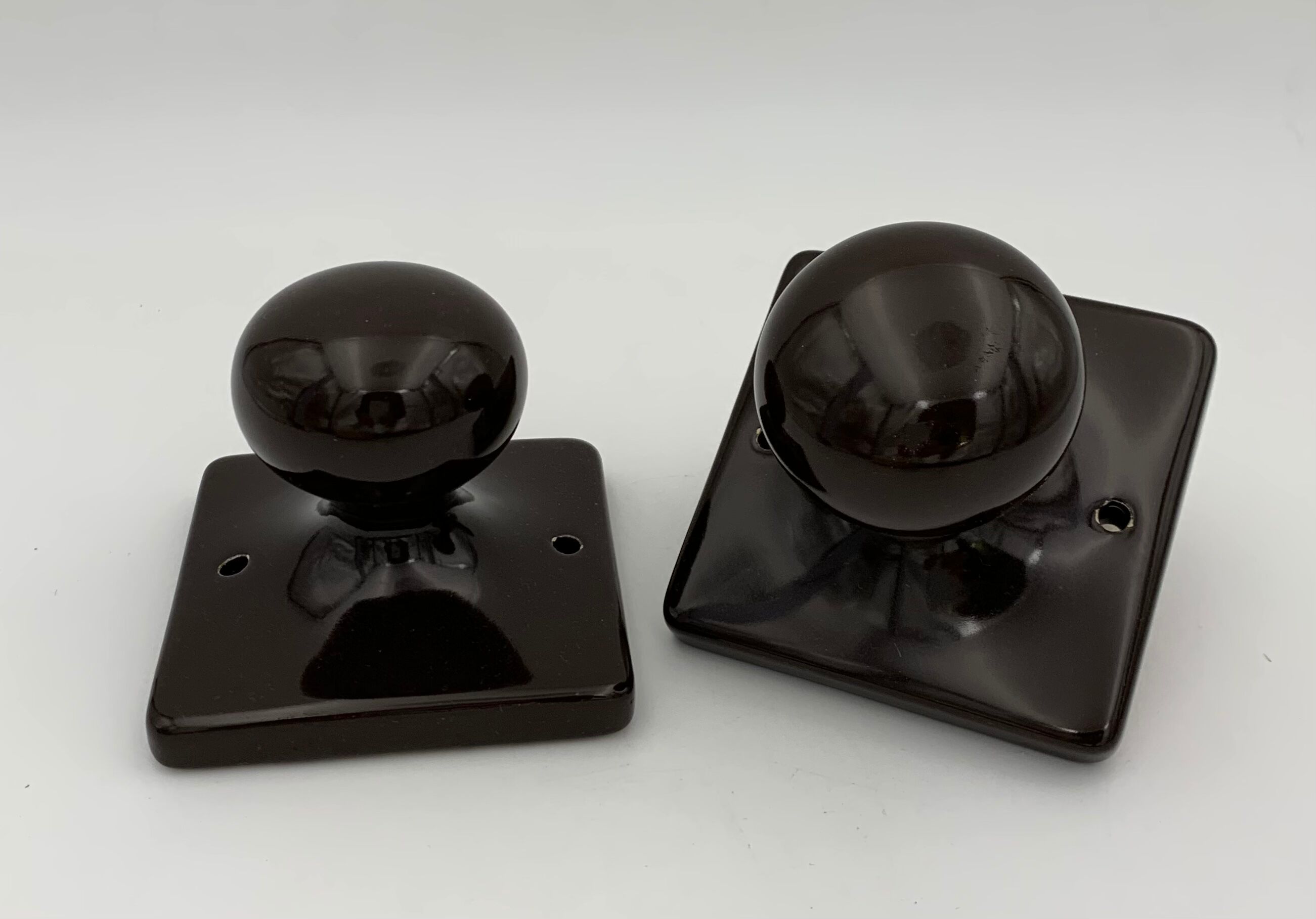 Vintage chestnut hooks porcelain Halga