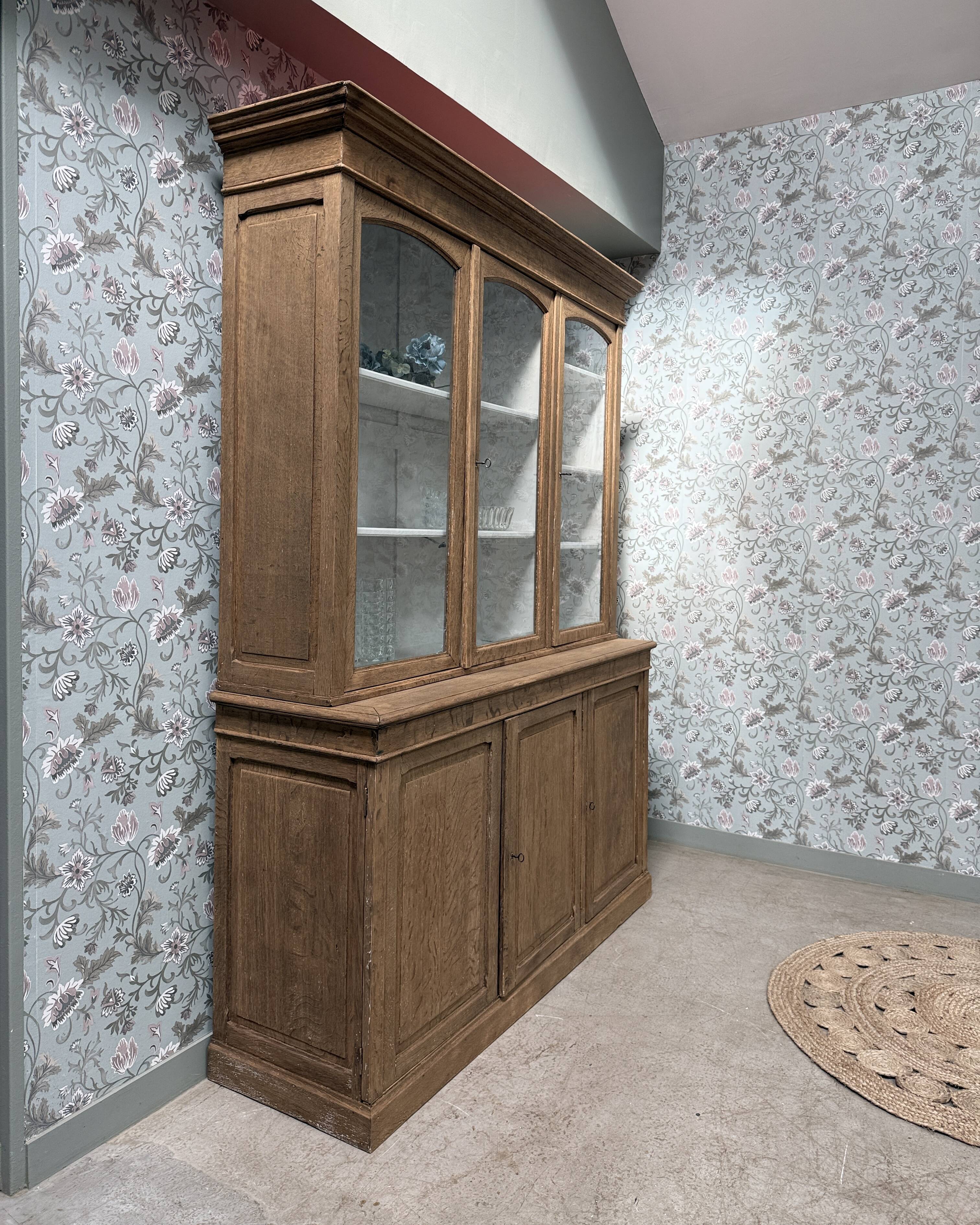 Antique oak dresser (renovated)