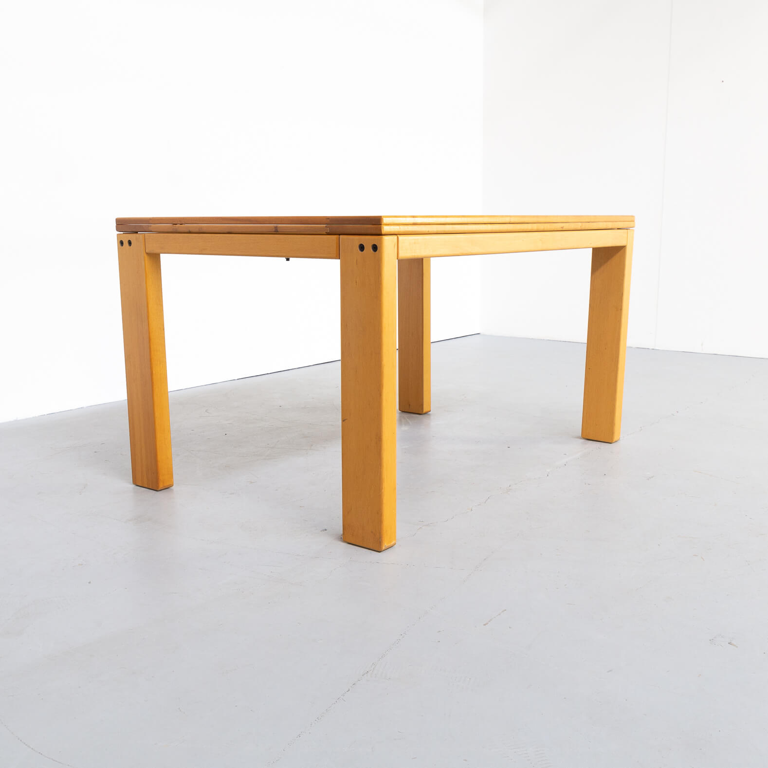 70 beech wood extendable dining table for Ibisco