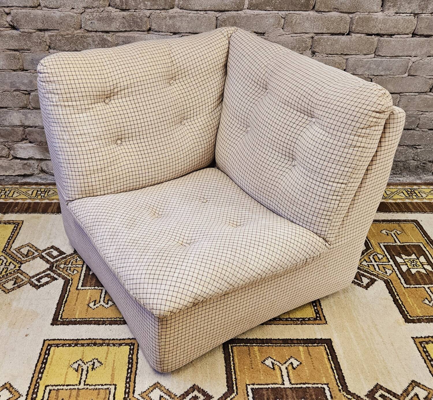 Vintage 1970s corner armchair