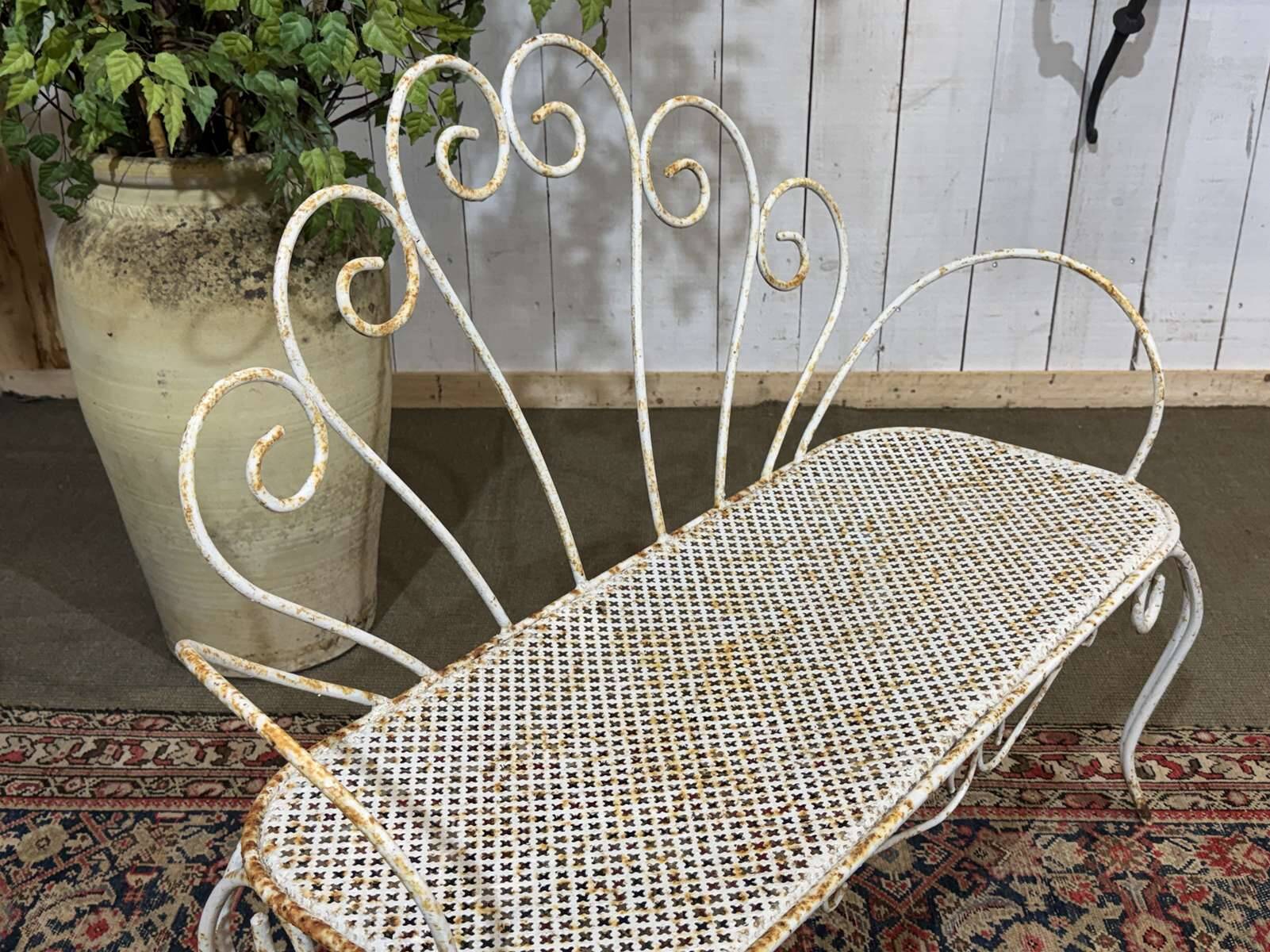 Banc de jardin en fer forgé des années 1950