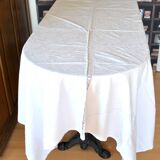 Vintage tablecloth in damask mestizo and decorated with a central lace 145x170 *Z*