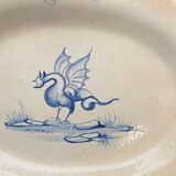 Pair of polylobed dishes XIXth decoration of dragon and bird