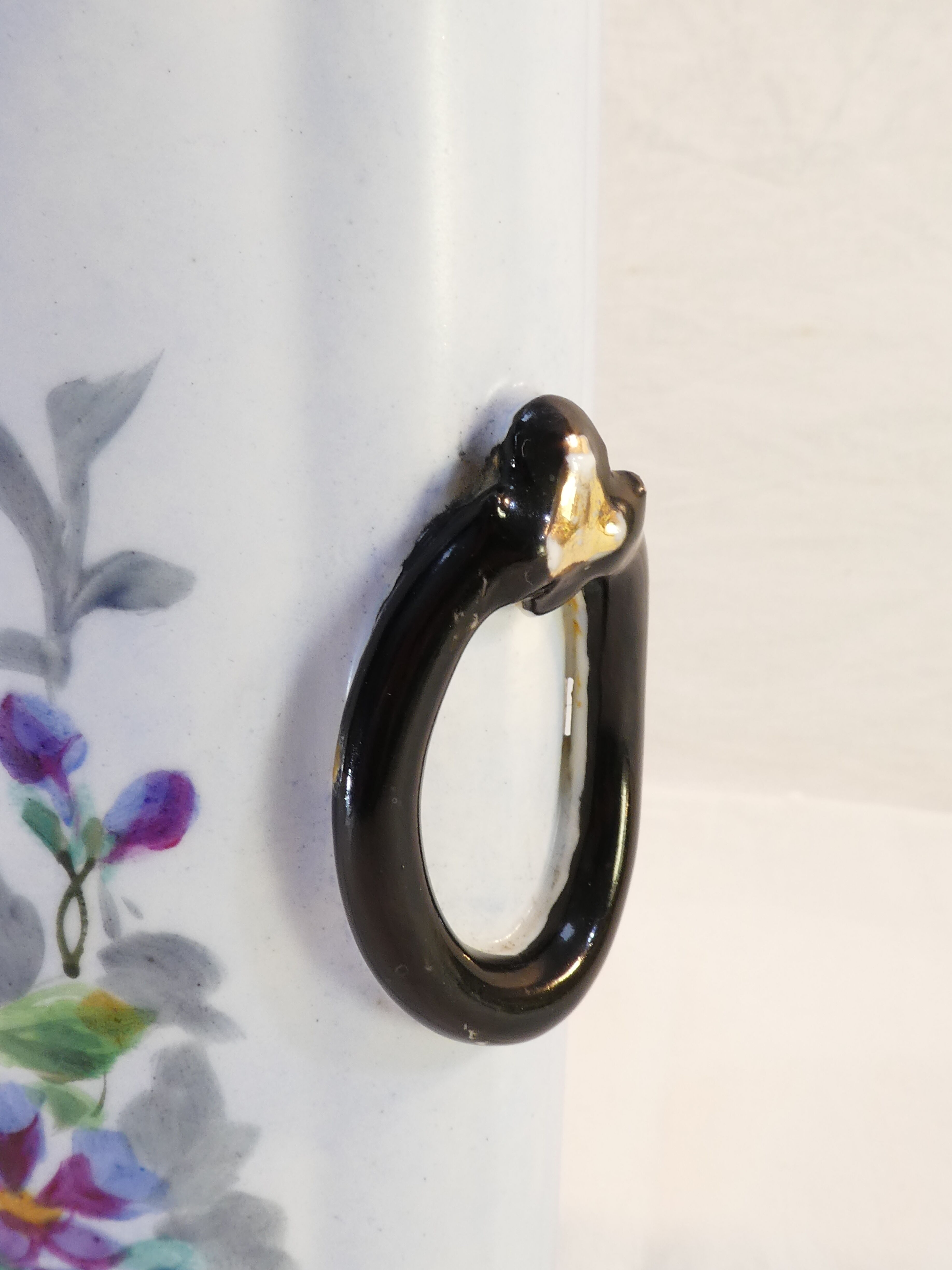 Pair of porcelain bird vase from Limoges william guerin