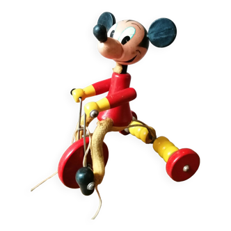 Jouet ancien mickey mouse sur son tricycle en bois