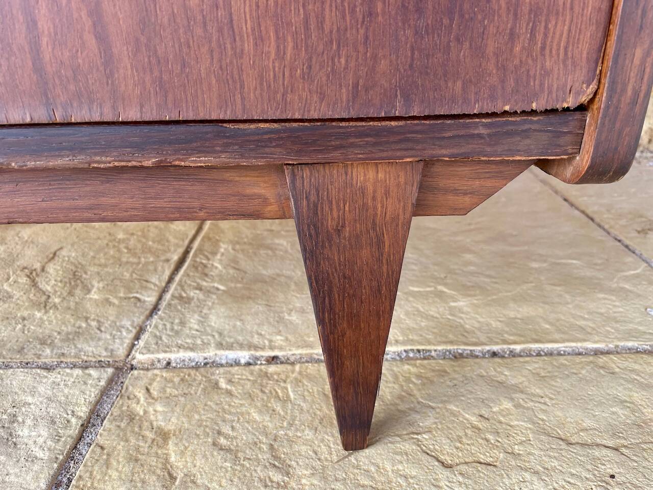 Commode haute vintage en chêne  à 5 tiroirs, circa 1950s