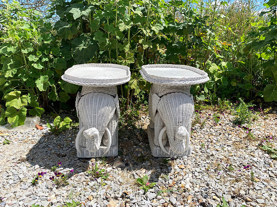 Old white rattan living room: 5 pieces of furniture