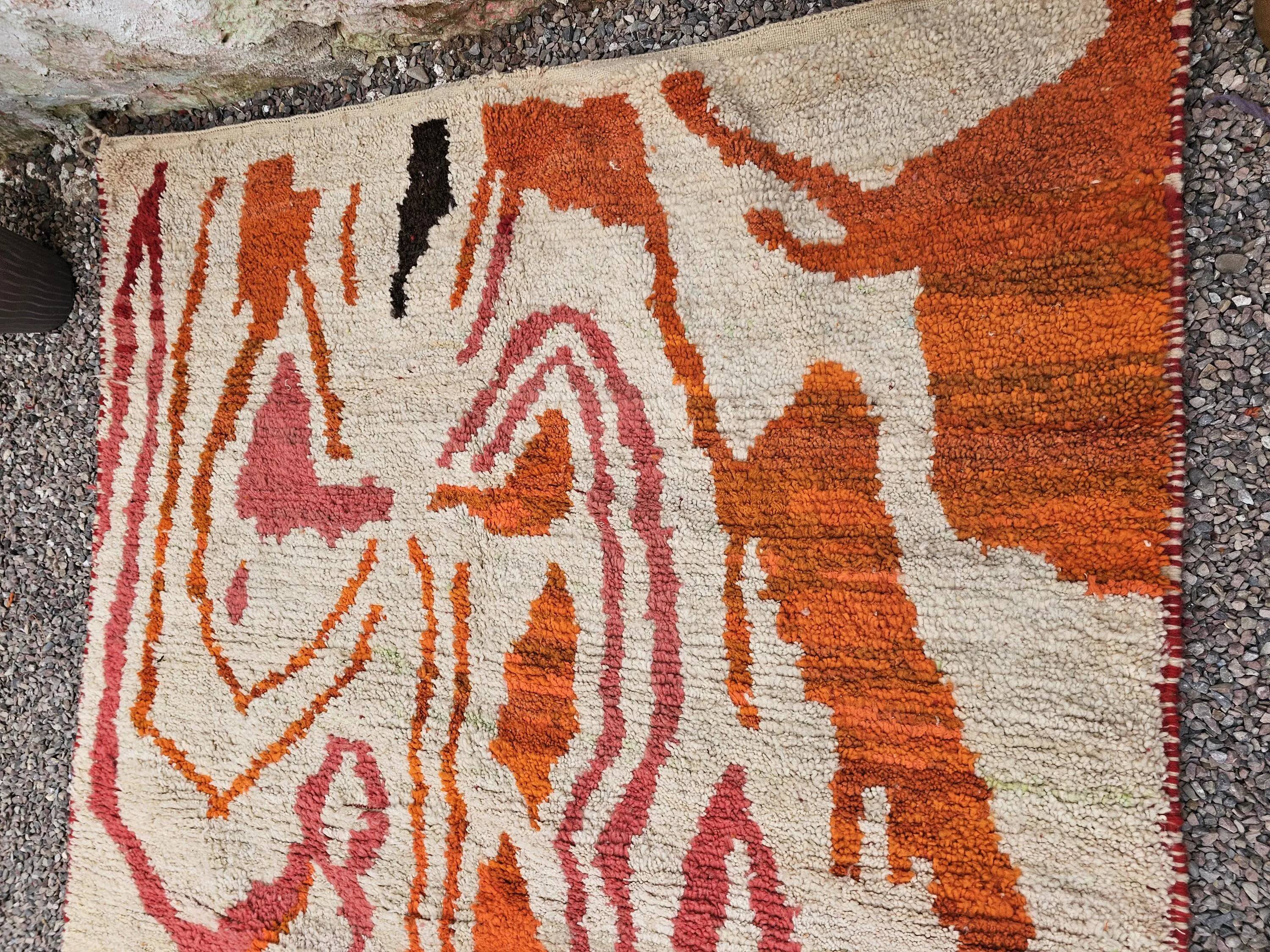 Handmade traditional carpet 250cm x 150cm Moroccan