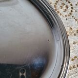 Small oval dish in silver-plated metal
